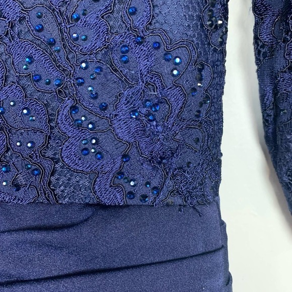 La Femme | NWOT Sparkle Lace Trumpet Evening Gown 24926 Size 4 - Picture 14 of 14